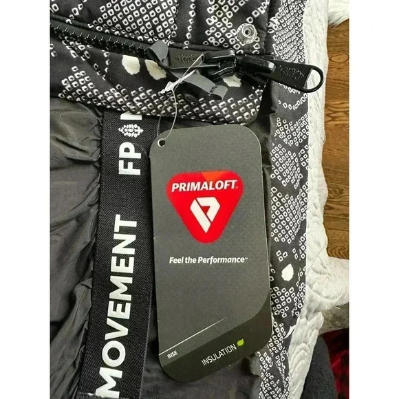 Free People Bunny Slope Printed PrimaLoft® Puffer Ski Jacket Black NWT, NEW! - Picture 11 of 12